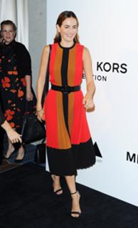 Camilla Belle feet photo thumbnail