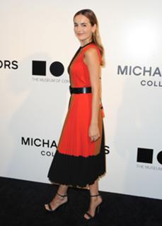 Camilla Belle feet photo thumbnail