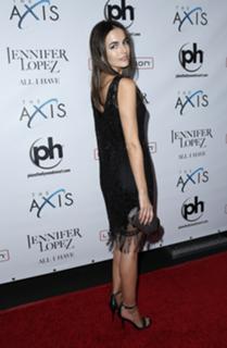 Camilla Belle feet photo thumbnail