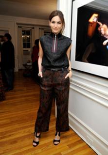 Camilla Belle feet photo thumbnail