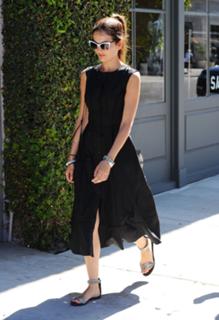 Camilla Belle feet photo thumbnail