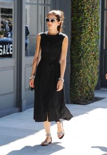 Camilla Belle feet photo thumbnail