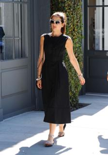 Camilla Belle feet photo thumbnail