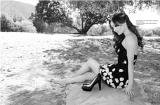 Camilla Luddington feet photo thumbnail