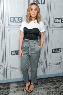 Camilla Luddington feet photo thumbnail