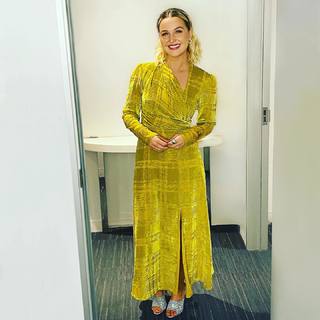 Camilla Luddington feet photo thumbnail