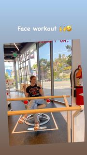 Camilla Luddington feet photo thumbnail