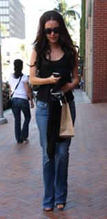 Camilla Luddington feet photo thumbnail