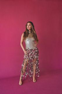 Camilla Luddington feet photo 8