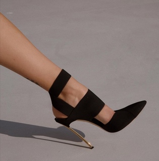Camilla Mangiapelo feet photo 13