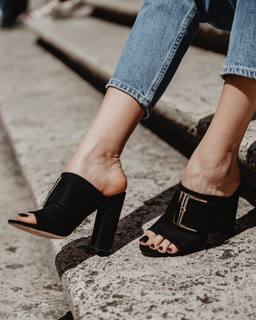 Camilla Mangiapelo feet photo 2