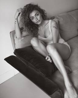 Camilla Mangiapelo feet photo 10