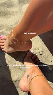 Camilla Mangiapelo feet photo 8
