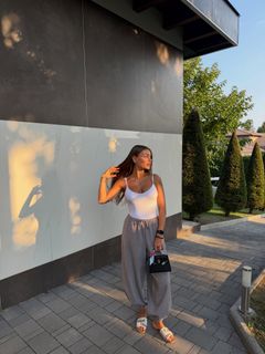 Camilla Mangiapelo feet photo 2
