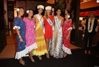 Camille Cerf feet photo thumbnail