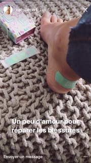 Camille Cerf feet photo thumbnail