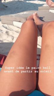 Camille Cerf feet photo thumbnail