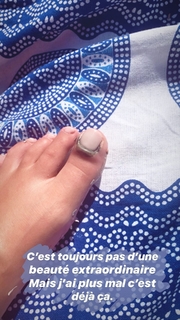 Camille Cerf feet photo thumbnail