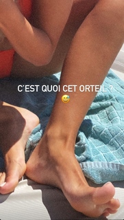 Camille Cerf feet photo thumbnail