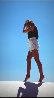 Camille Cerf feet photo thumbnail