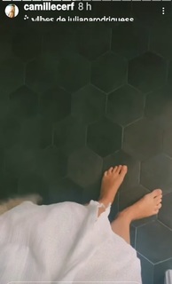 Camille Cerf feet photo thumbnail