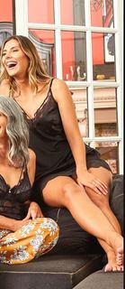 Camille Cerf feet photo thumbnail