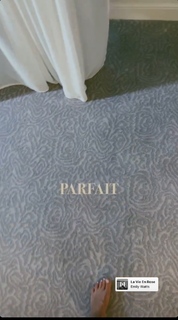 Camille Cerf feet photo thumbnail