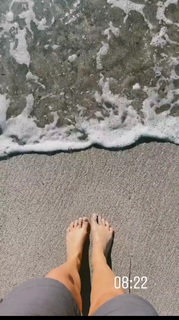 Camille Cerf feet photo thumbnail