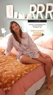 Camille Cerf feet photo thumbnail