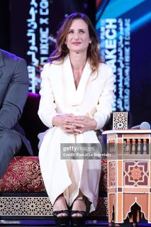 Camille Cottin feet photo 18
