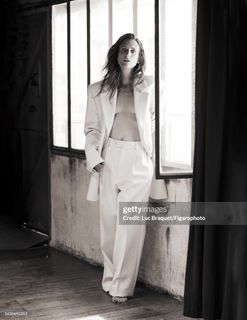 Camille Cottin feet photo 14