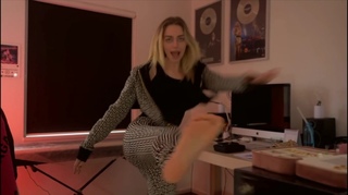 Camille Dhont feet photo 12
