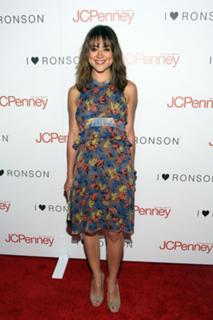 Camille Guaty feet photo thumbnail