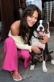 Camille Guaty feet photo thumbnail