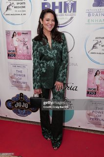 Camille Guaty feet photo thumbnail