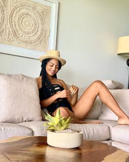 Camille Hyde feet photo 16