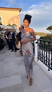 Camille Hyde feet photo 4