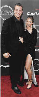 Camille Kostek feet photo thumbnail