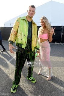 Camille Kostek feet photo thumbnail