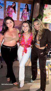 Camille Kostek feet photo thumbnail