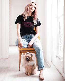 Camille Lou feet photo thumbnail