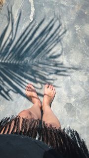 Camille Lou feet photo thumbnail
