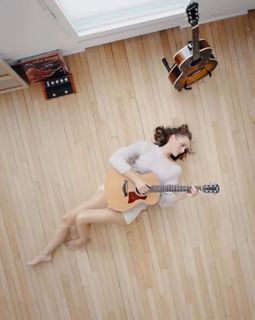 Camille Lou feet photo 8