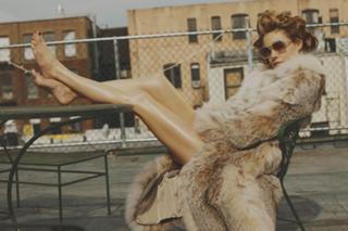 Camille Rowe feet photo thumbnail