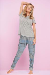 Camille Rowe feet photo thumbnail