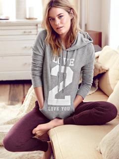 Camille Rowe feet photo thumbnail