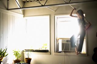 Camille Rowe feet photo thumbnail