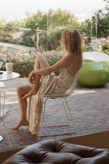 Camille Rowe feet photo thumbnail