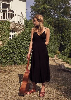 Camille Rowe feet photo thumbnail