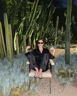 Camille Rowe feet photo thumbnail